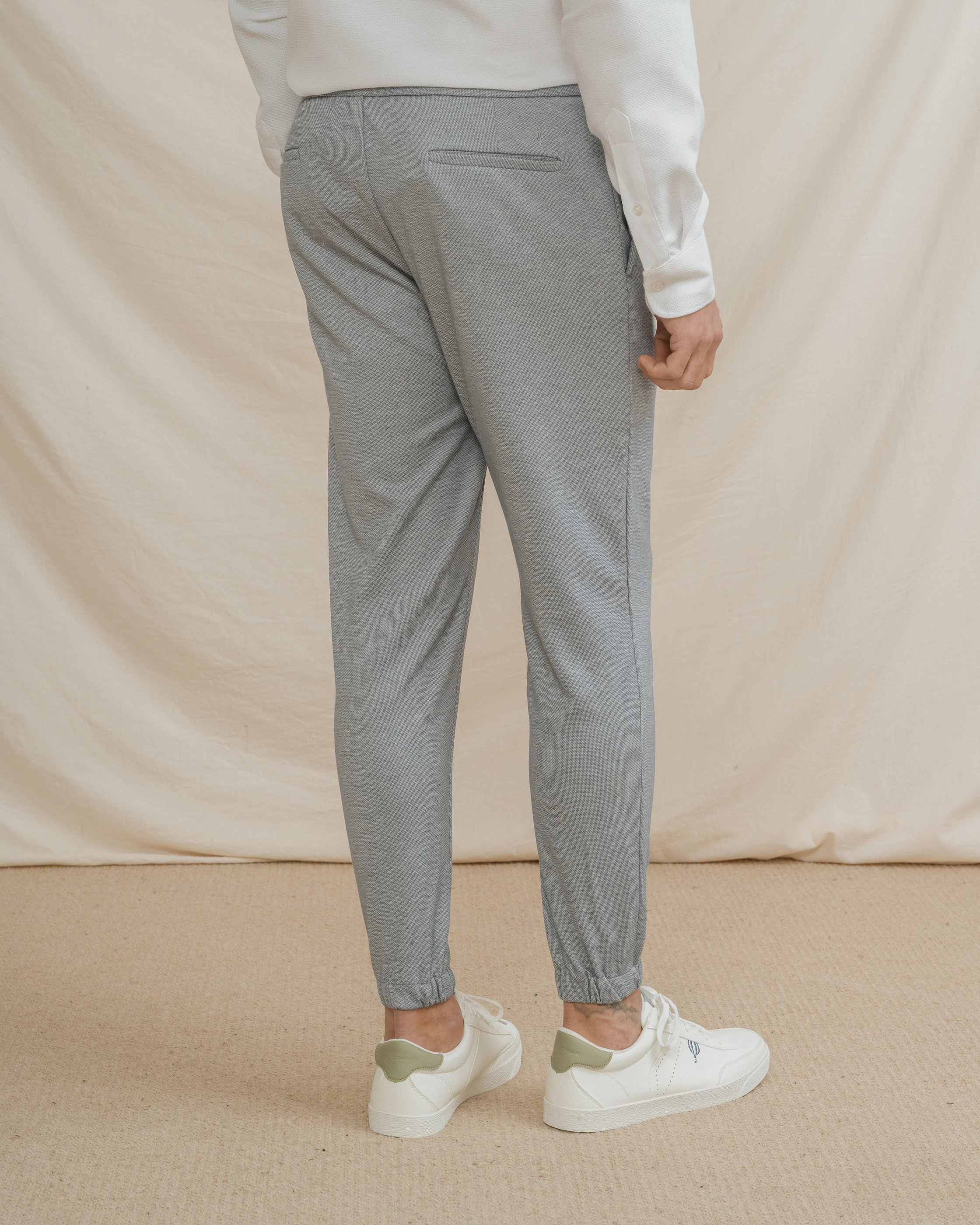 PANTALÓN TRAJE JOGGER CASUAL CELESTE - Image 3